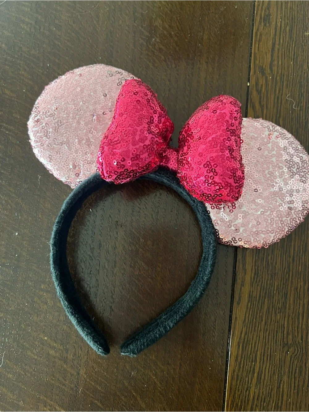 Disney Minnie Mouse Headband with Bow set